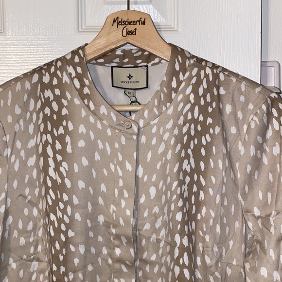 Antelope Royal Shirt Dress
TUCKERNUCK - Picture 10 of 16